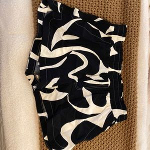 Ladies shorts;  A New Day elastic waist print shorts; size Large